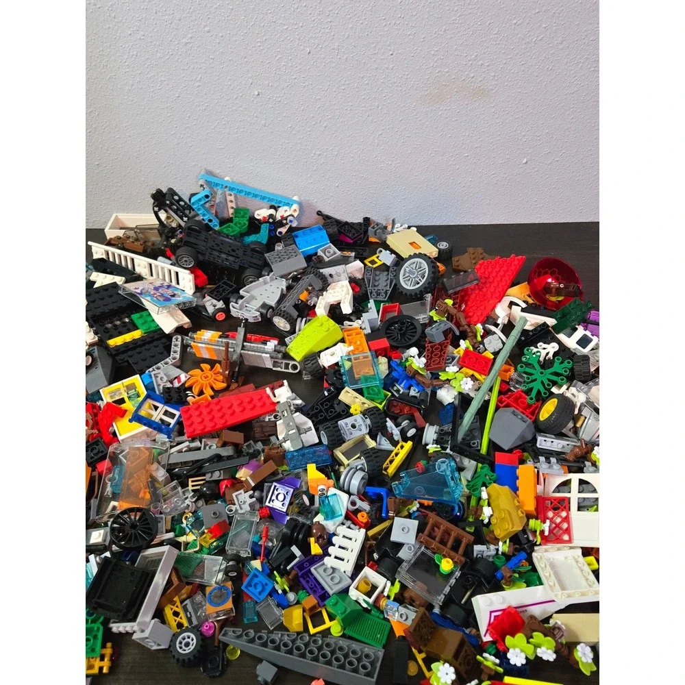 Assorted Bulk Lego Bricks Lot Mixed Colors Wheels Windows Doors Specialty